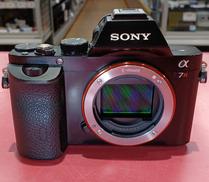 ミラーレス一眼ボディ|SONY