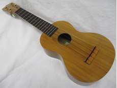 ソプラノウクレレ|FAMOUS