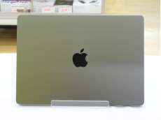 MACBOOK PRO M5|APPLE