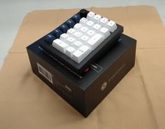 カスタム ナンバー パッド|KEYCHRON