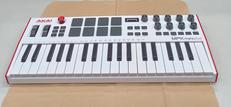 MIDIキーボード|AKAI
