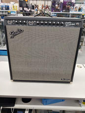 ギターアンプ|FENDER