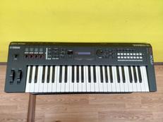 シンセサイザー|YAMAHA