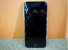 au iPhoneSE(第3世代)|APPLE