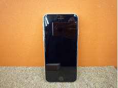 au iPhoneSE(第3世代)|APPLE