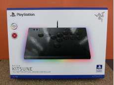 レバーレスアーケードコントローラー|RAZER