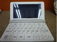 カラー電子辞書|SHARP