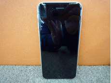 au iPhoneSE(第3世代)|APPLE