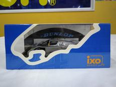 1/43スケールミニカー|IXO