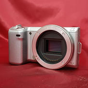 ミラーレス一眼|SONY