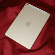 iPad(第5世代)|APPLE / KDDI