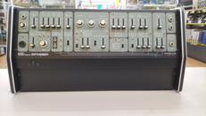 シンセサイザー|ROLAND