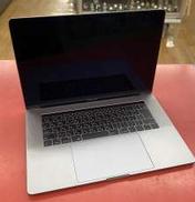 MAC BOOK PRO 15インチ 2018 Corei7|APPLE
