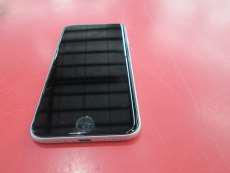 au iPhoneSE(第2世代)|APPLE