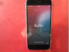 SIMフリー iPhoneSE(第2世代)|APPLE