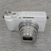 デジタルカメラ|OLYMPUS