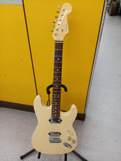 ストラトキャスタータイプ|FENDER JAPAN