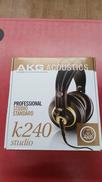 ヘッドホン|AKG
