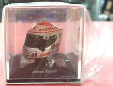 1/8 JensoＱn Button 日本GP ヘルメット|SPARK