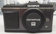ミラーレス一眼|OLYMPUS