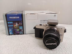 ミラーレス一眼|OLYMPUS