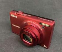 【光学7倍ズーム搭載】デジタルカメラ|NIKON