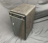 【最大で8台装着可能】HDDケース|LOGITEC