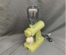 【摩擦熱による風味の劣化を抑え、安定性】コーヒーグラインダ-|KALITA