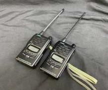 【ビジネスシーンで大活躍】 特定小電力トランシーバー|ALINCO