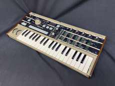 【37鍵のコンパクトなボディ】シンセサイザー|KORG