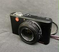 【4倍光学ズーム搭載】デジタルカメラ|LEICA