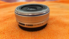 広角単焦点レンズ|OLYMPUS