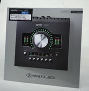 オーディオインターフェイス|UNIVERSAL AUDIO