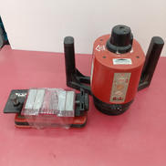 回転レーザー 墨出し器|HILTI