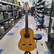 クラシックギター|YUKINOBU CHAI