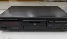 CDレコーダー|TEAC