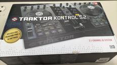 DJコントローラ|NATIVE INSTRUMENTS