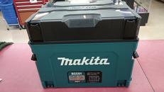 多口充電ケース|MAKITA