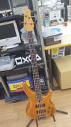 ベース|YAMAHA