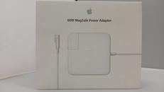 電源アダプター|APPLE