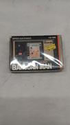 LSIゲーム機 バクダンマン|BANDAI