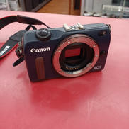 ミラーレスデジカメ|CANON