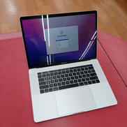 MACBOOK PRO|APPLE
