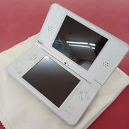 DSI LL|NINTENDO / 任天堂