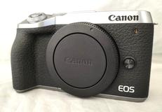 ミラーレス一眼|CANON