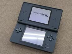 ニンテンドーDS LITE|NINTENDO