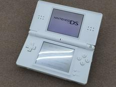 ニンテンドーDS LITE|NINTENDO / 任天堂