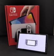 Switch　有機ELモデル（ジョイコンなし）