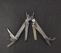 携帯型マルチツール|LEATHERMAN