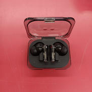 ワイヤレスイヤホン|NOTHING EAR